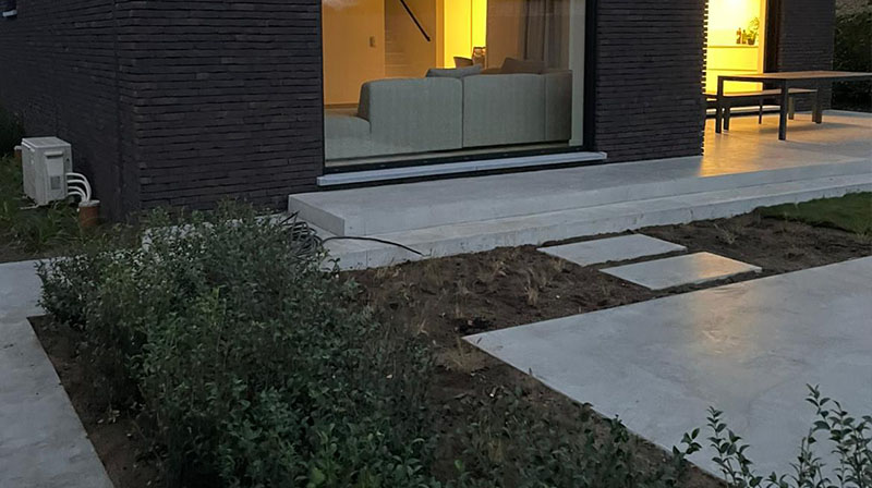 Tuin Van Heden Gezinstuin met wadi Geel
